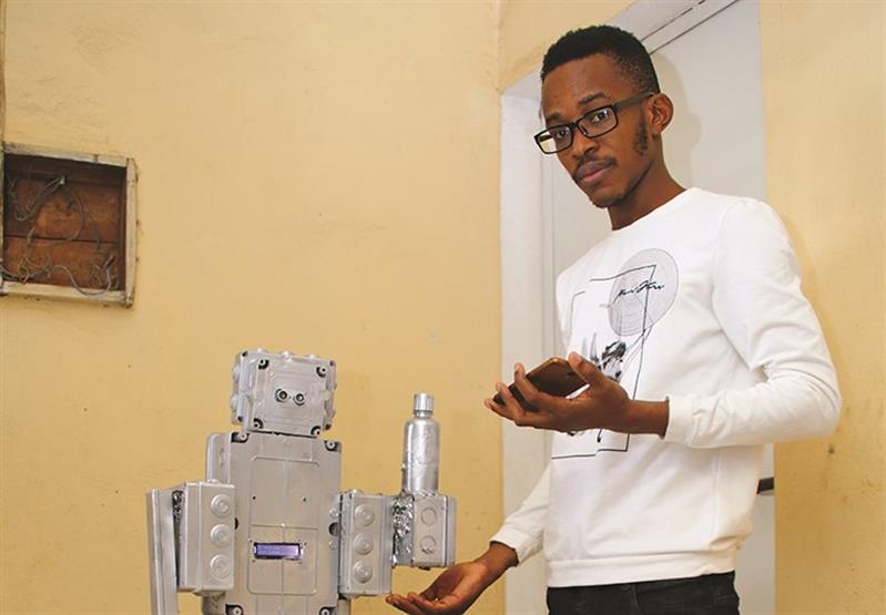 Produção de robot angolano custa 500 mil kwanzas