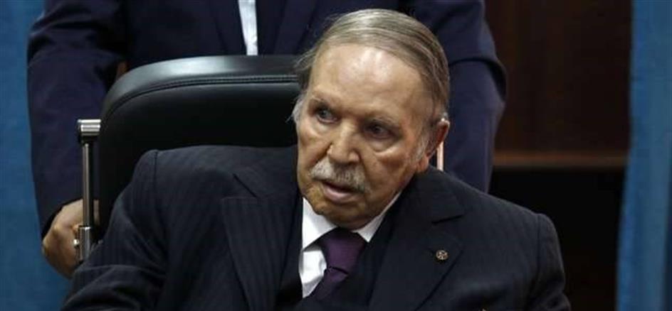 Morreu Abdelaziz Bouteflika, aos 84 anos. Presidente João Lourenço já exprimiu condolências
