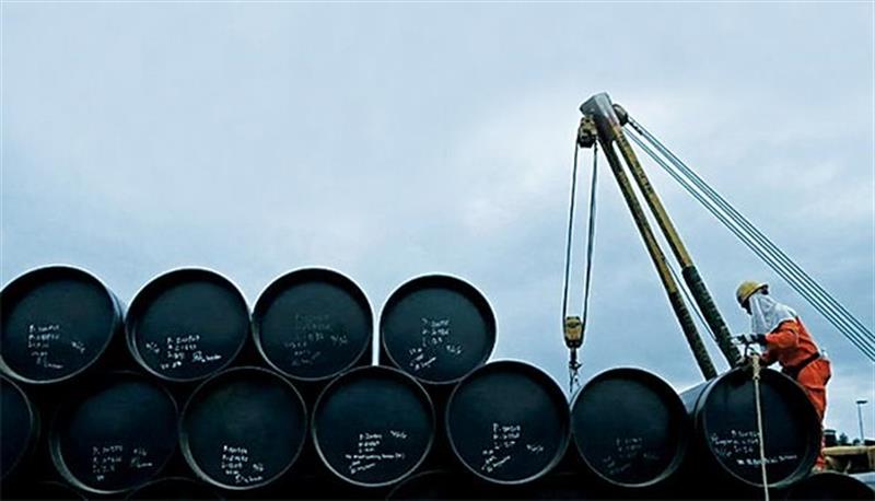 Exportação de petróleo de Angola revista em alta para 1,056 milhões de barris diários