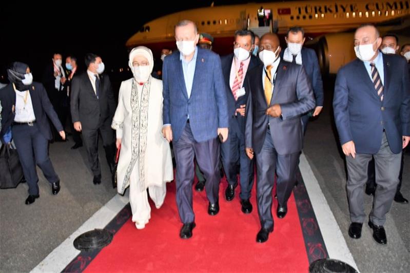 Presidente da Turquia em Luanda, quando Ancara tenta travar a mais elevada taxa de inflação dos dois
