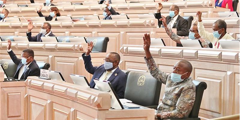 Assembleia Nacional aprova orçamento de 54 mil milhões Kz