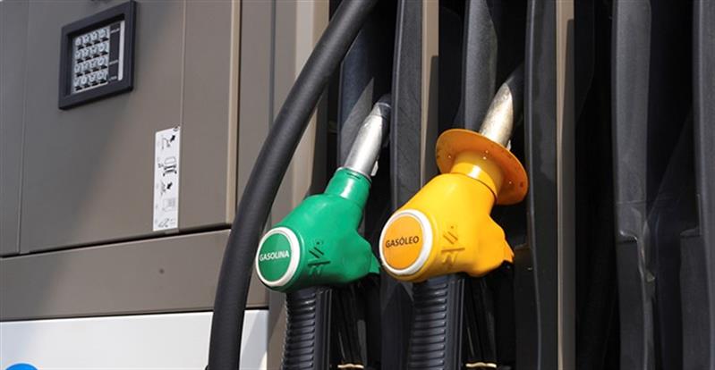 Liberalização total do preço de combustíveis só a partir de 2025