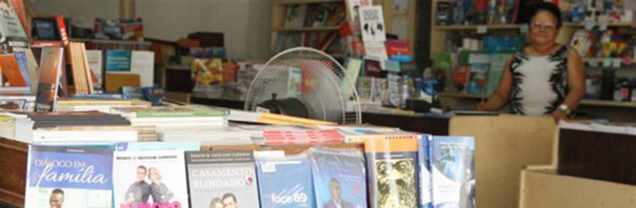 Crise cambial e falta de incentivos do Estado "matam" livrarias