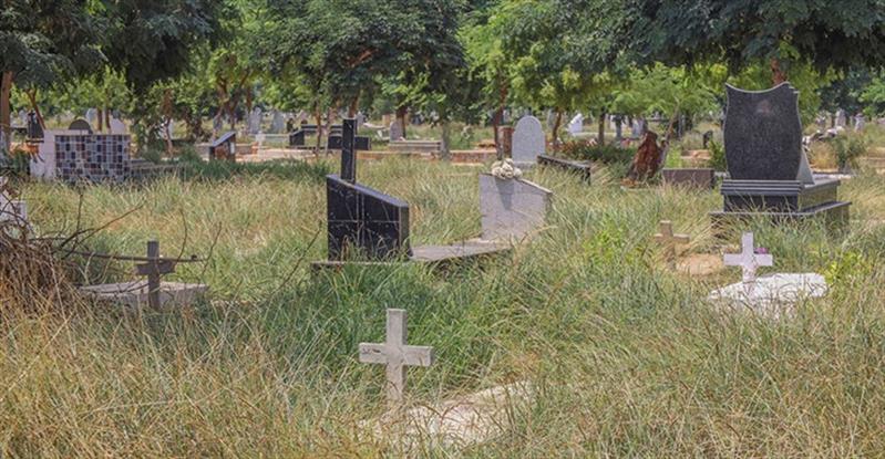 Cemitérios municipais sem dignidade e coveiros sobrevivem de "michas"