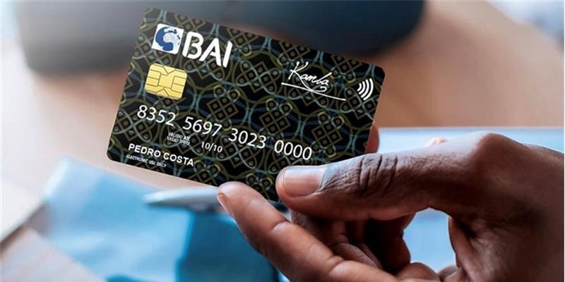 BAI reduz limites de carregamento mensal de cartões de pagamento internacionais