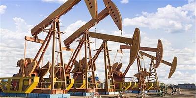 Crude cai apesar do ataque do Irão