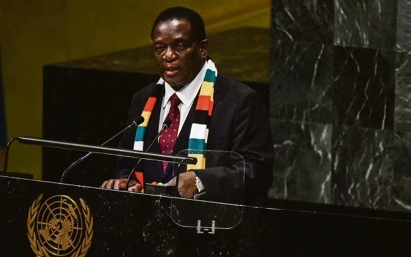 Plano de austeridade no Zimbabué afunda moeda