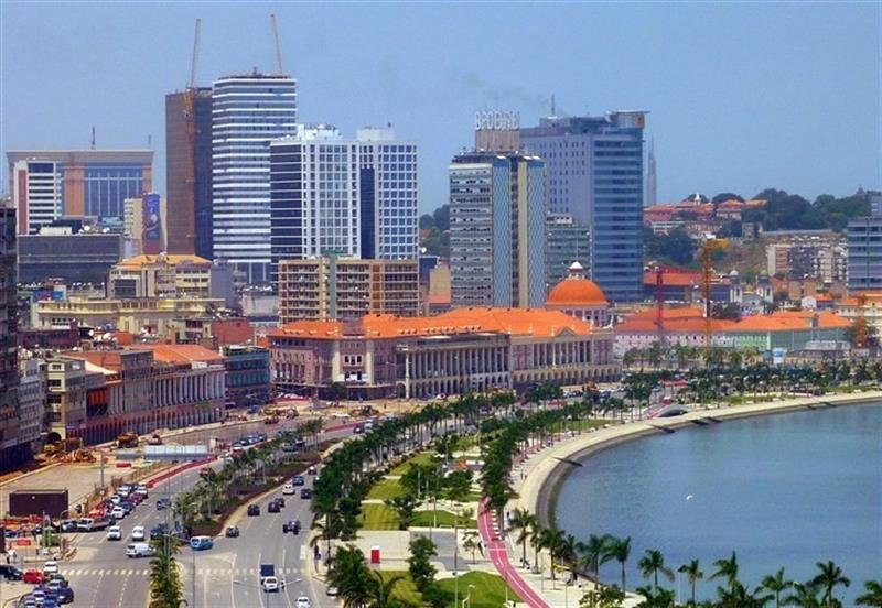Angola em risco de continuar em 2018 na lista negra da hiperinflação