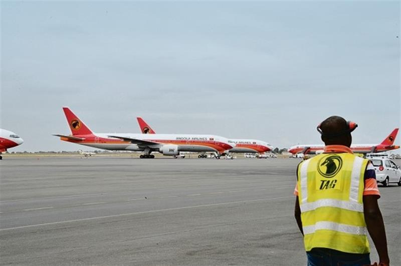 João Lourenço manda cancelar compra de 20 aviões à Boeing e à Bombardier para frota da TAAG