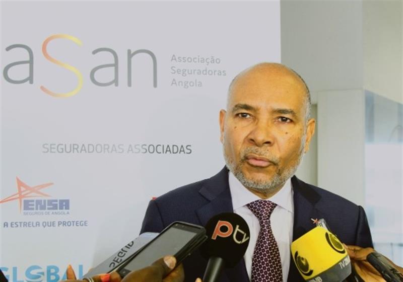 O(s) desafio(s) do sector segurador em Angola