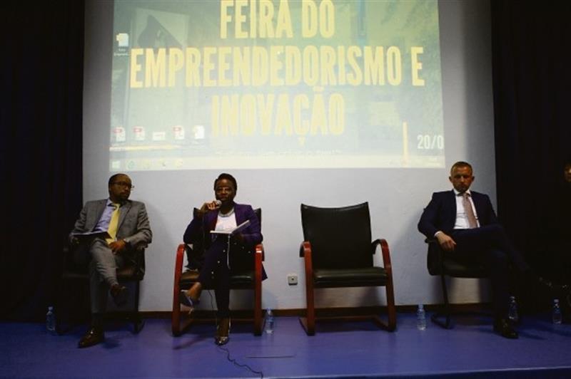 Financiamento e elevada burocracia são travões ao empreendedorismo em Angola
