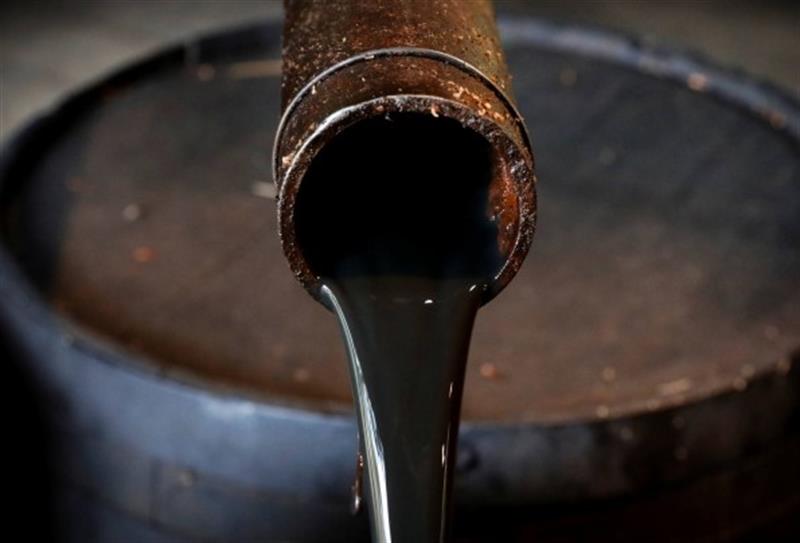 Produtores de petróleo pedem isenções fiscais para salvar sector