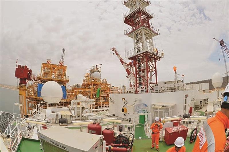Chevron, Exxon e BP adiam investimentos em Angola 