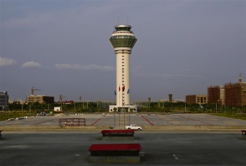 Mais de 2,3 mil milhões USD para  metro de Luanda e concluir aeroporto 