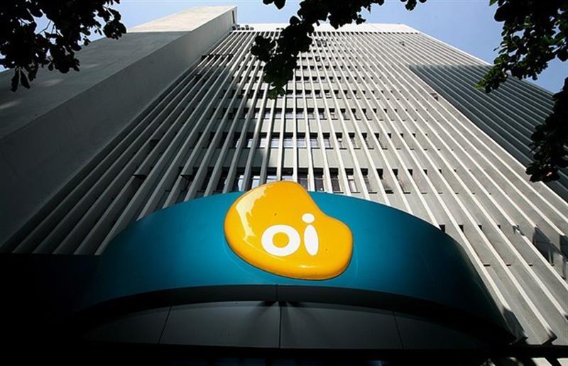 Consórcio brasileiro de 3 operadoras compra Oi por 2,6 milhões de euros  